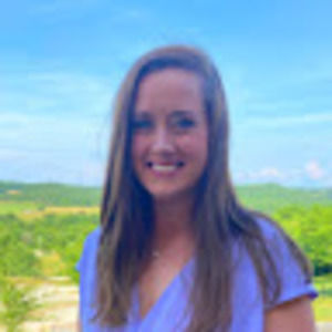 Meet your Posher, Caroline